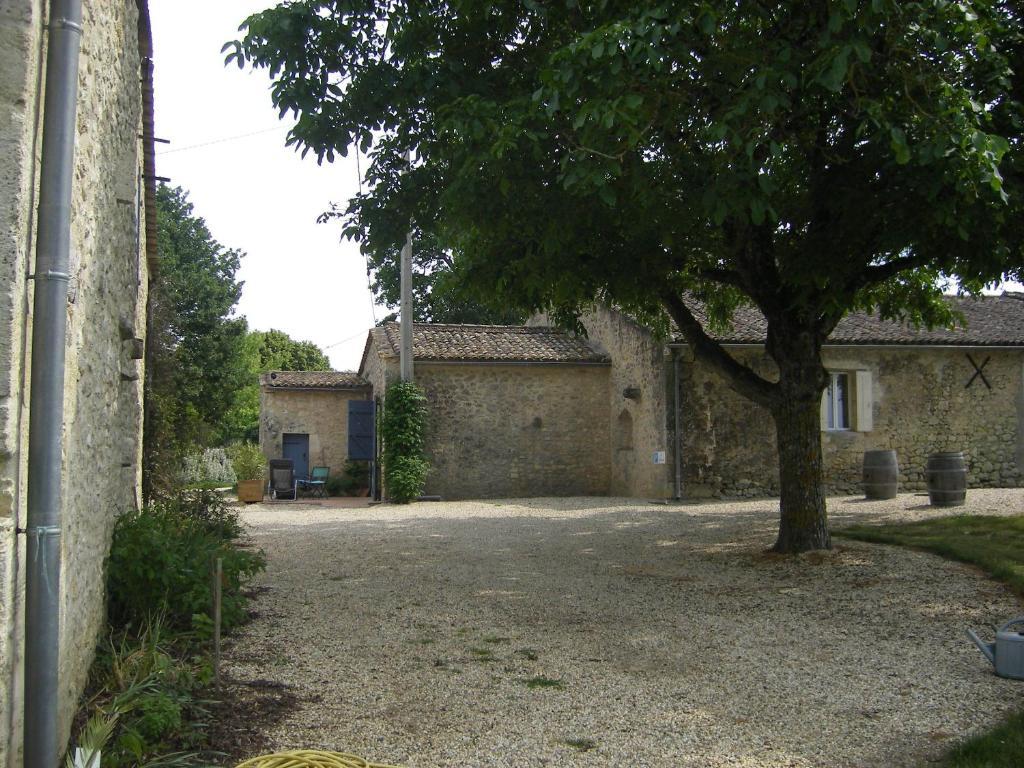 Château de Crécy Bed and Breakfast Romagne  Esterno foto